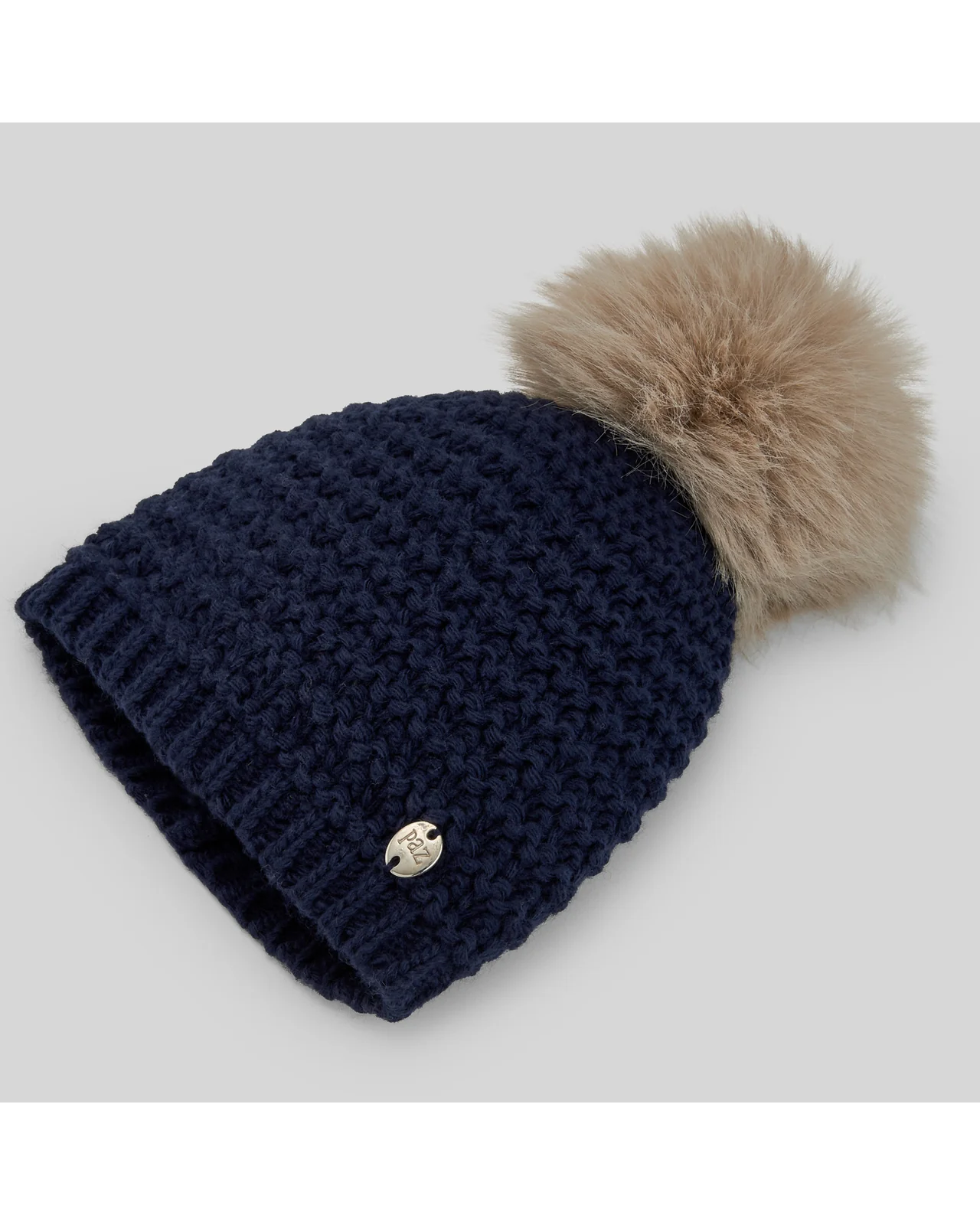 Gorro con pompón ESENCIAL - Image 3