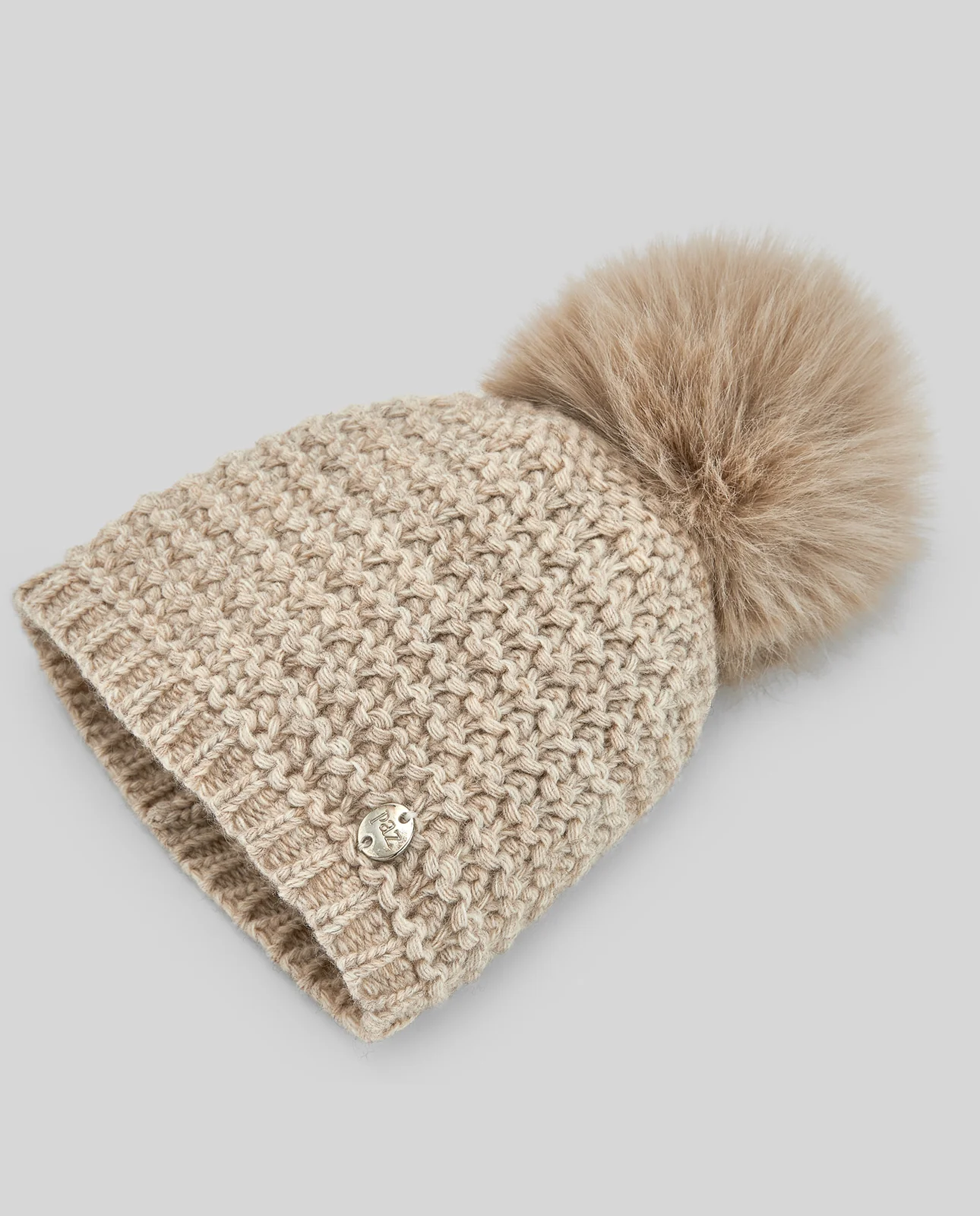 Gorro con pompón ESENCIAL - Image 2