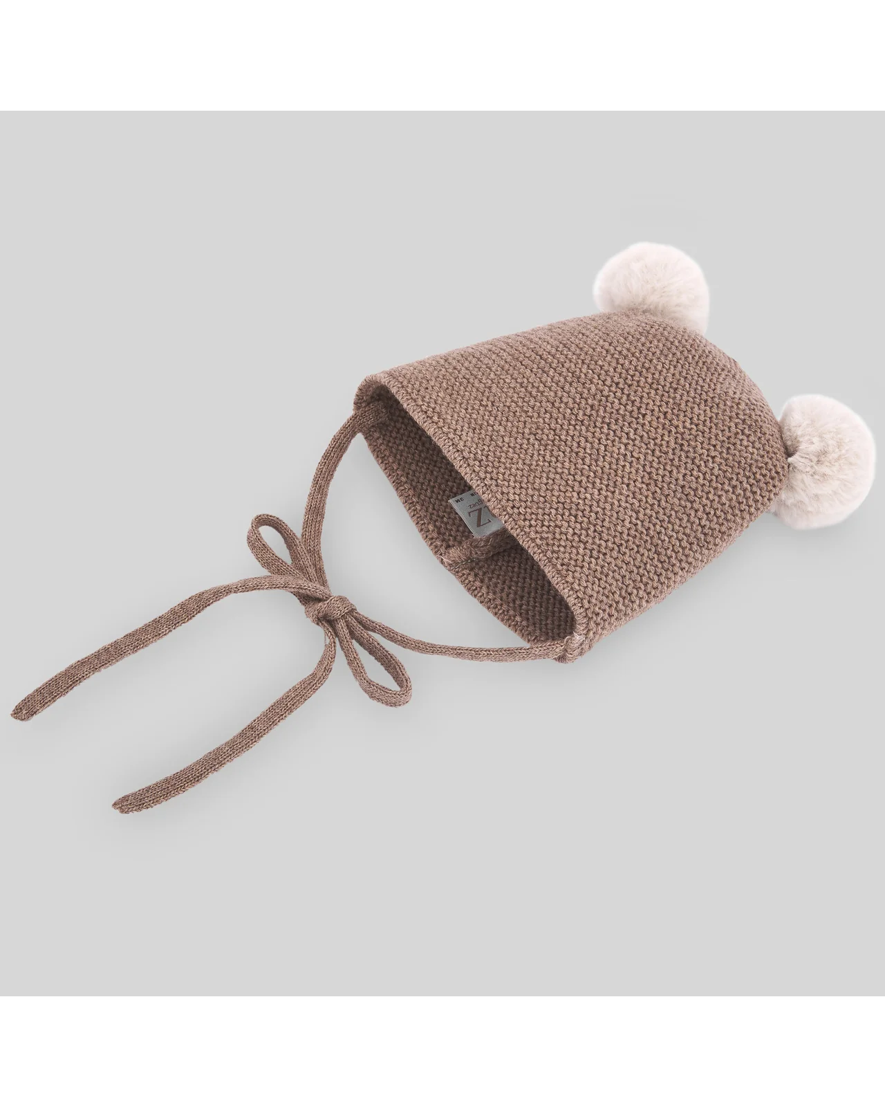 Gorro pompones ESENCIAL