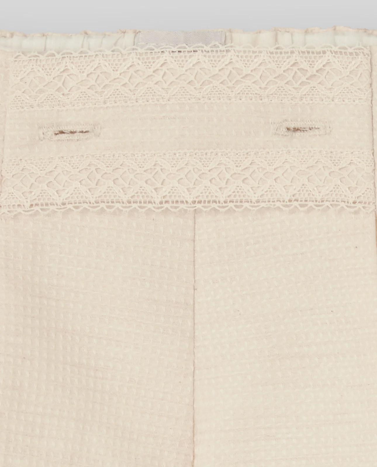 Pantalón corto ALEGRIA - Image 3